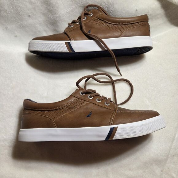 Nautica Berrian Youth Boys Brown Sneakers US 5 UK 4 EU 37 Man Made Materials - Picture 5 of 9